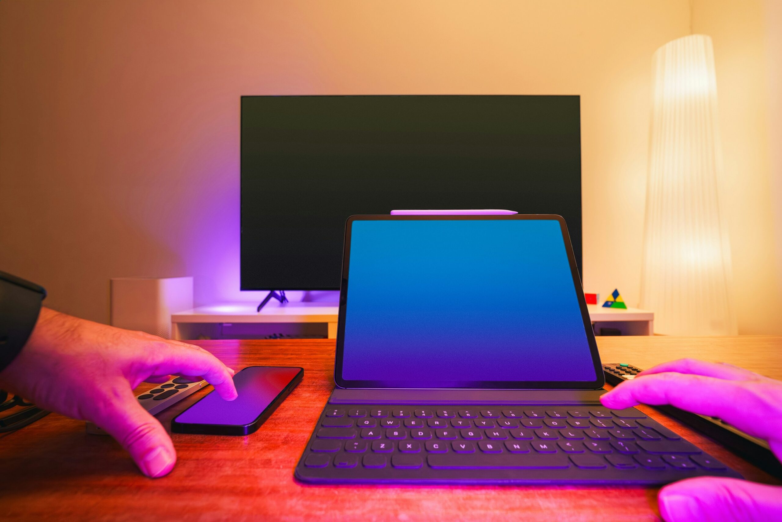 Hello World Featured Image